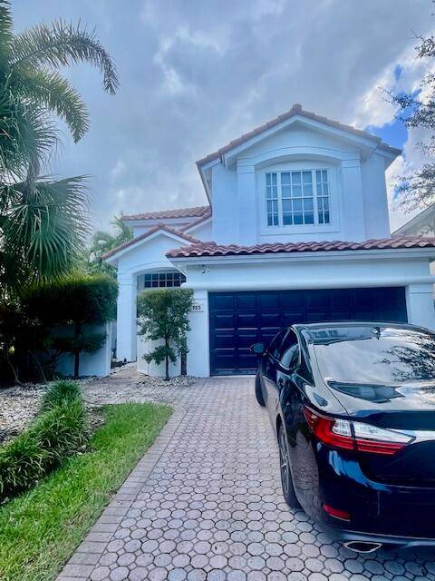 Great pool home in a great location !