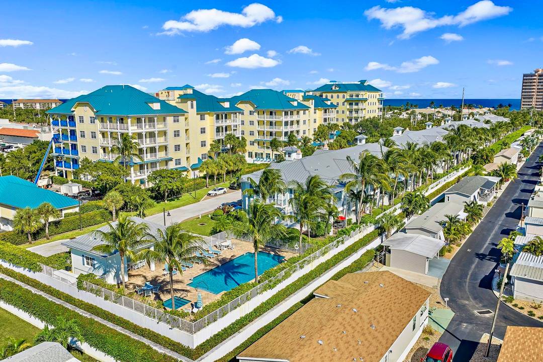 Where Coastal Living Meets Pure Perfection Welcome to the crown jewel of Juno Beach.