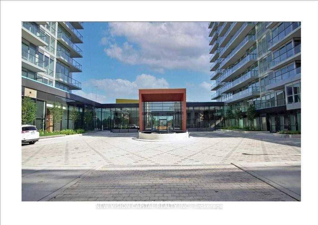 Seasons Condo In Concord Park Place, Perfect Location In North York, This Spacious 3 Bedroom 3 Bathroom Corner Unit Is 1090 S.