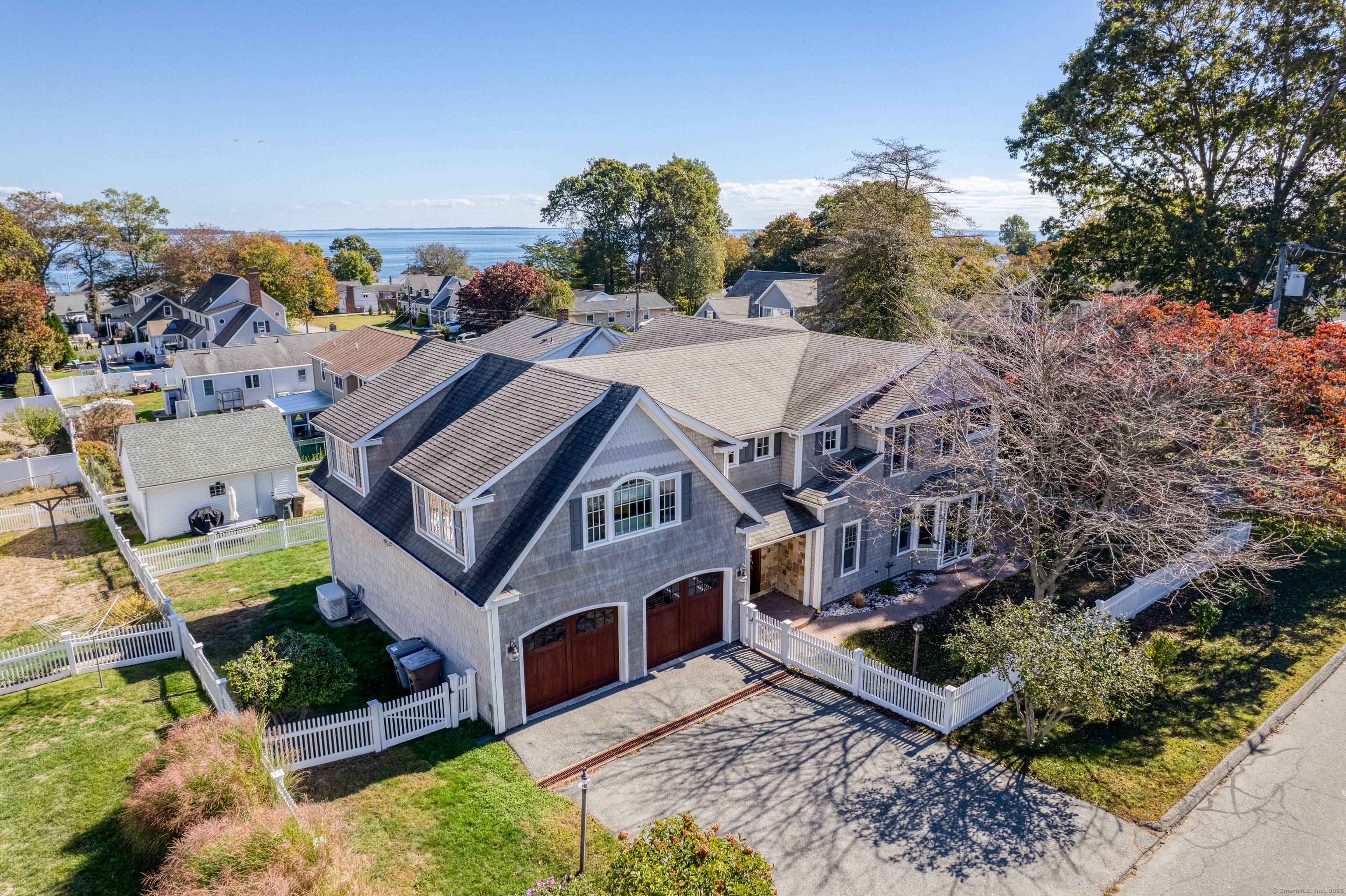 Inspired by the architecture, the homeowner has designed a sophisticated retreat that embodies the feeling of living in a vacation home year round.