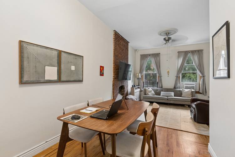Full garden 1BR on a perfectly residential tree lined street in Park Slope !
