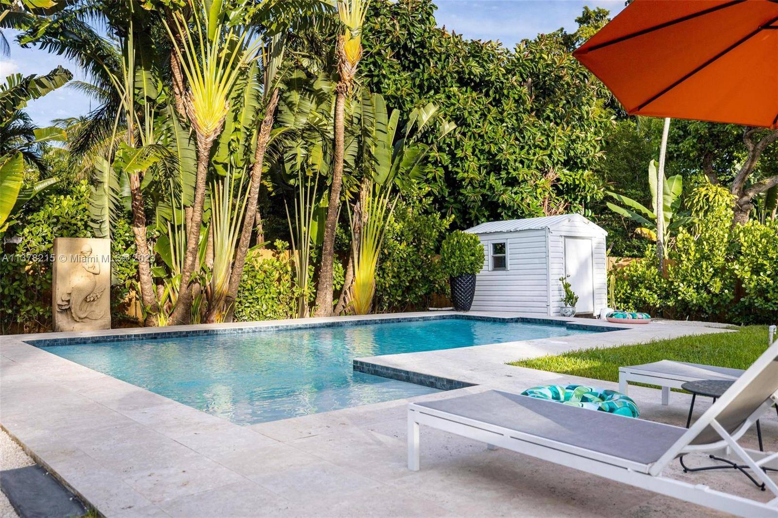 Tropical Dream Villa in Miami w Pool.
