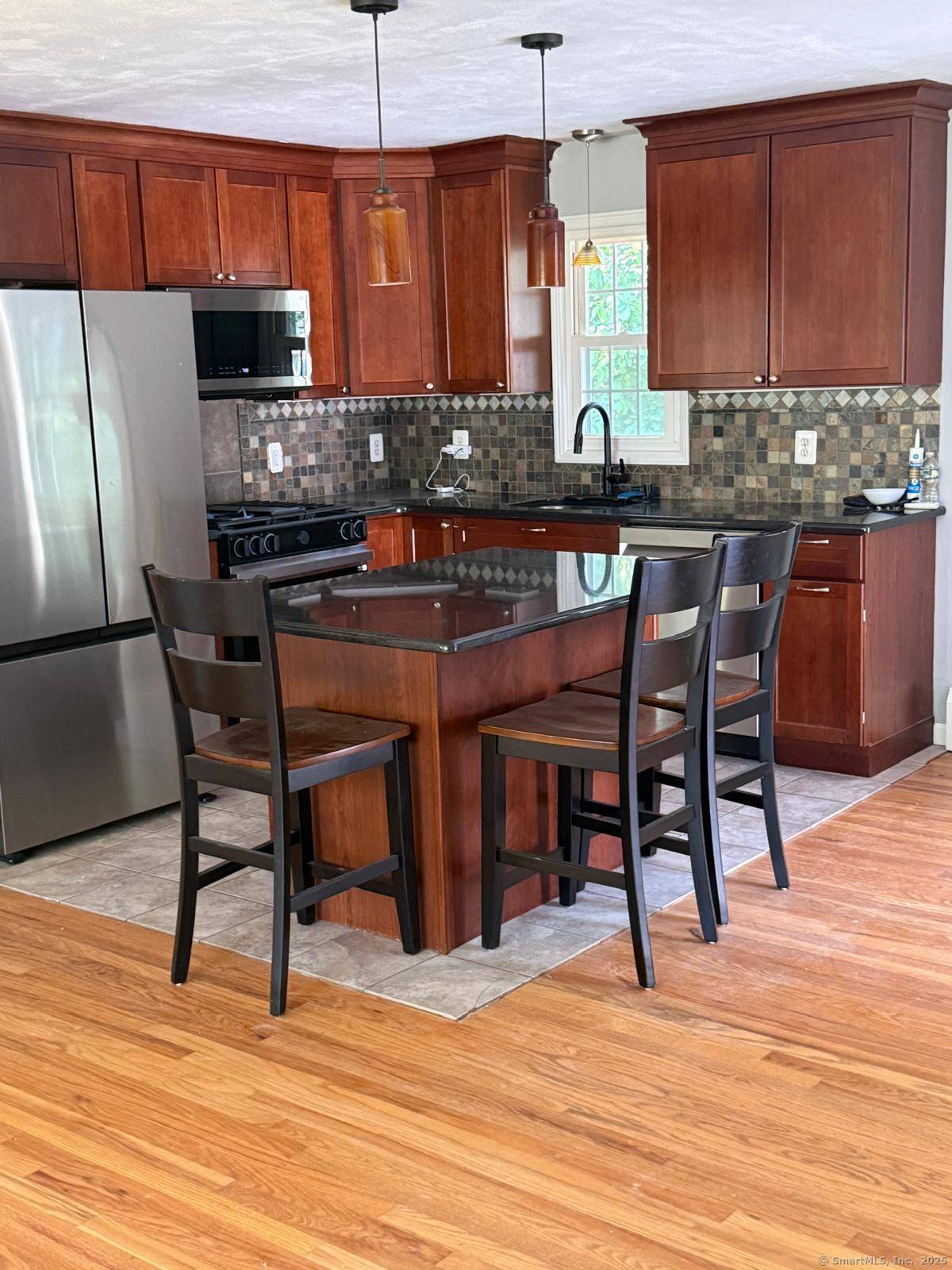 Welcome to 35 Glen Avenue an exceptional rental opportunity in a quiet Norwalk neighborhood.