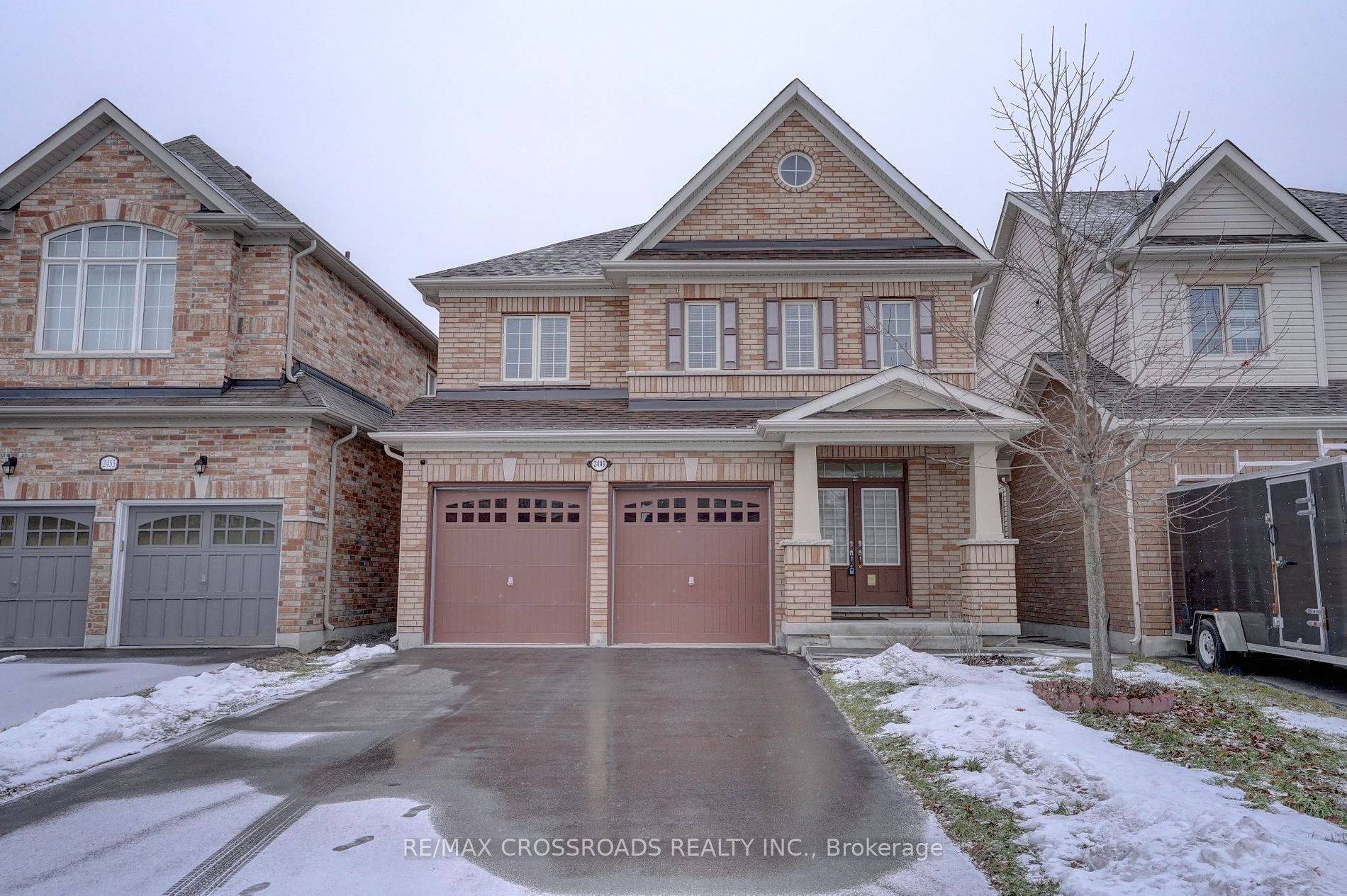 Beautiful detached 4 LARGE BEDROOMS AND 3 WASHROOMS home in prestigious wind fields neighborhood, Ravine lot with 9'ceiling, Granite counter top, S S appliances in kitchen, Master bedroom with ensuite ...