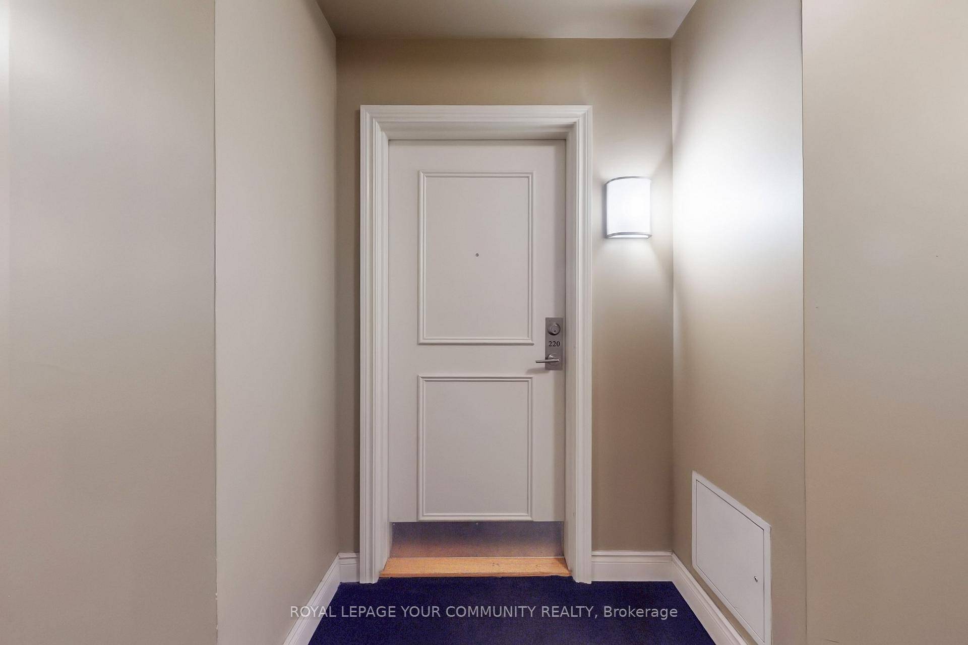 Amazing Low Rise Unit In Village Of Maple.
