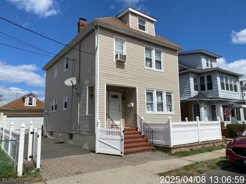 Turnkey Multi Family Investment Opportunity Prime Location on Princeton Ave Near Liberty Ave, Vacant and ready to go !