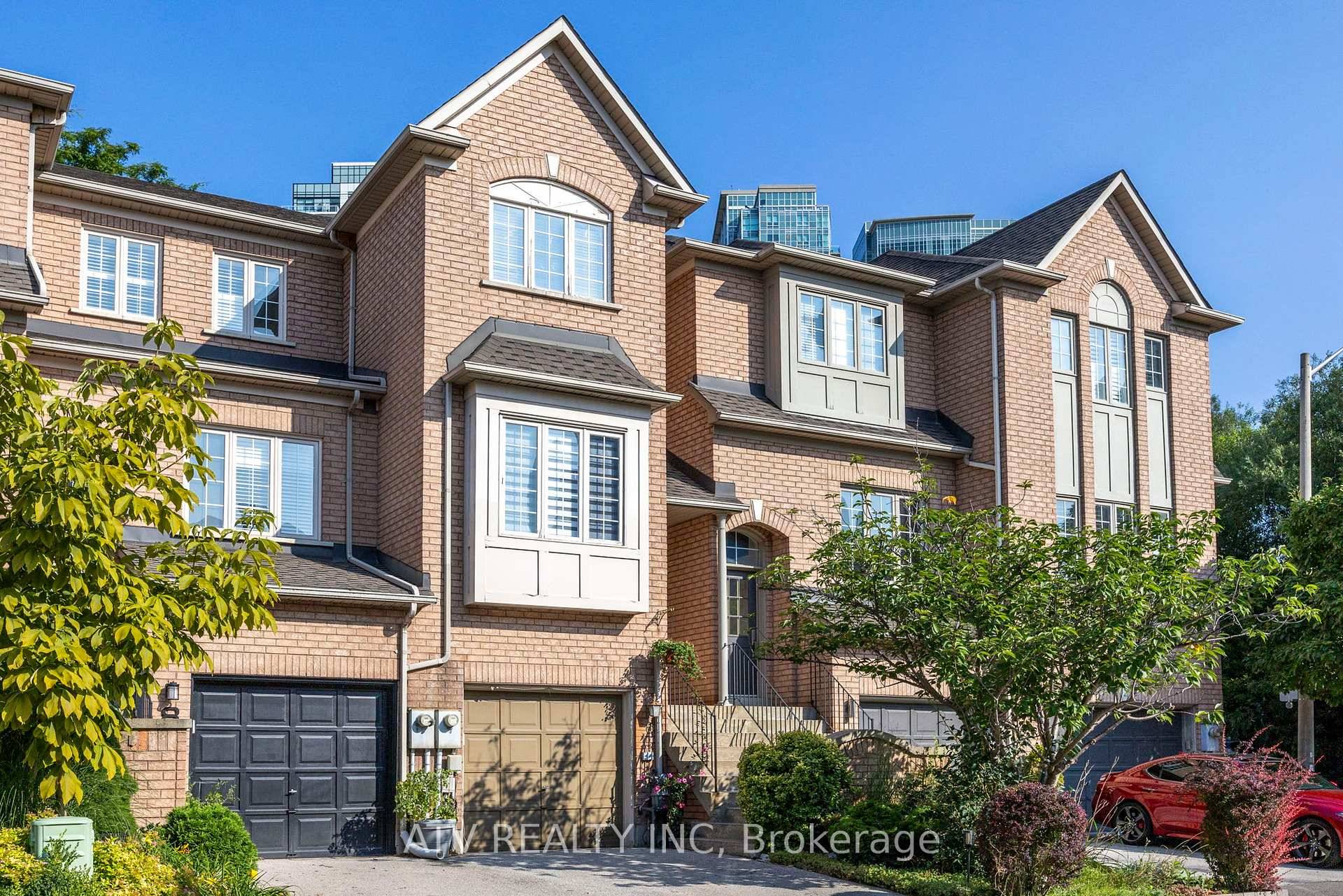 Rare find ! Make this modern and beautifully updated Mimico townhouse your own, just moments walking distance from the lake !