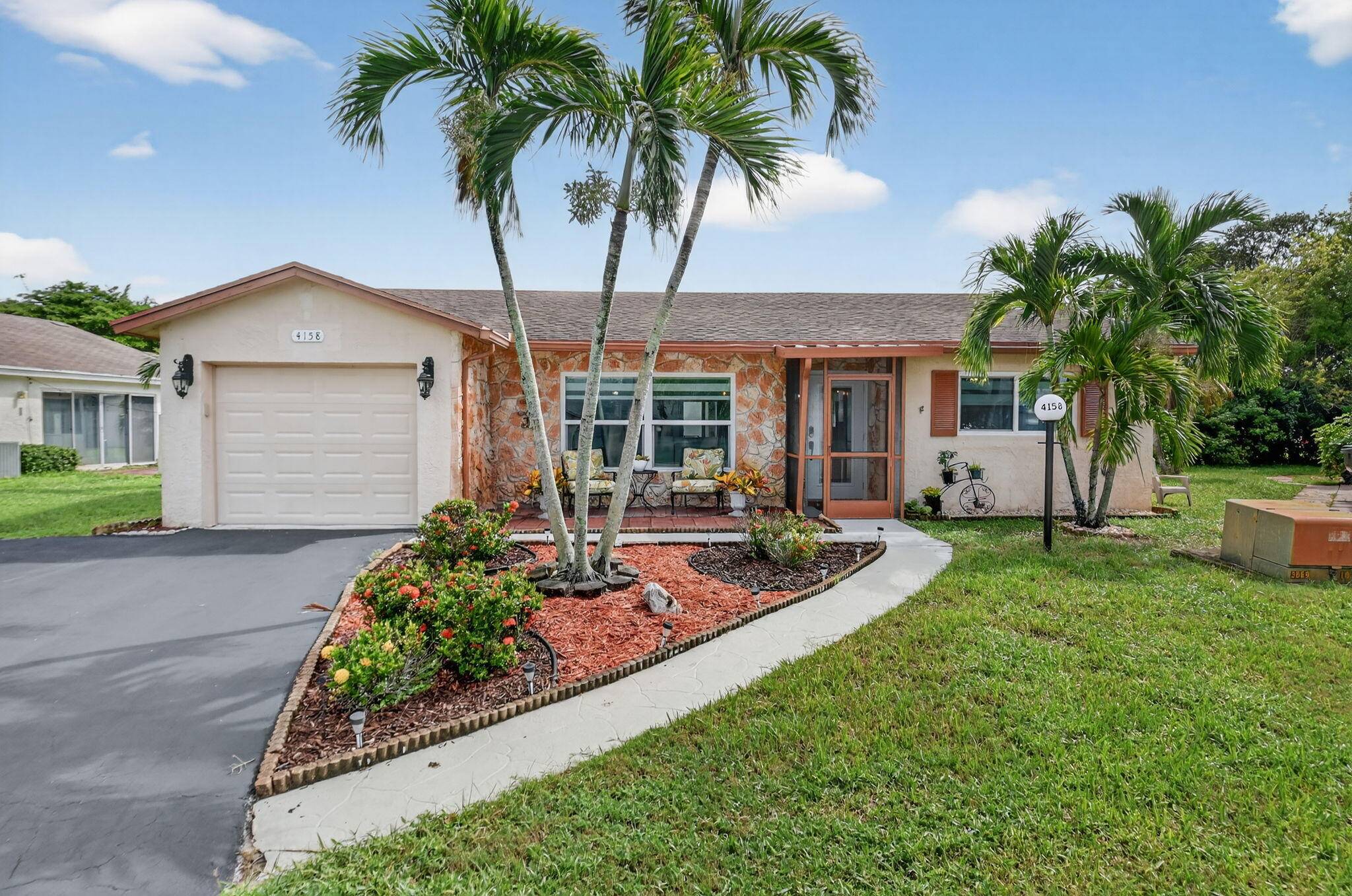Will not last ! Light and bright beautiful open concept spacious home.