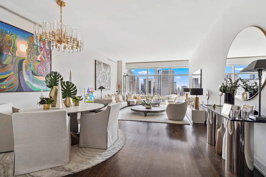 One of the most sought after unit lines at One Beacon Court, New York's most prestigious new Upper East Side Condominium.