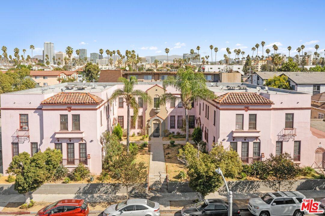 2375  W 12th St 10.0 LA