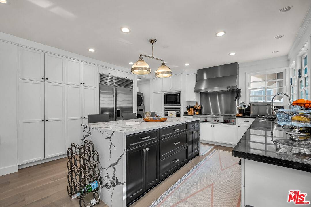 751 Westholme Ave 4.0 Westwood LA