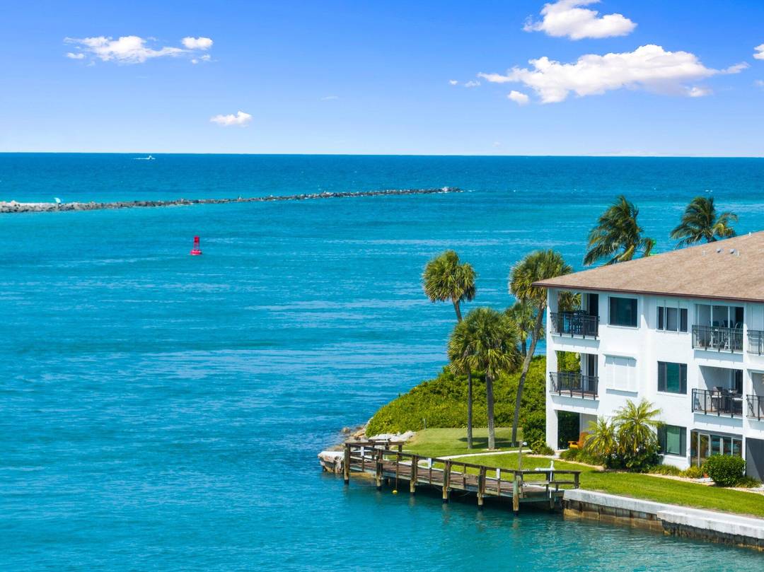 Make Florida your Home Six months out of the year !