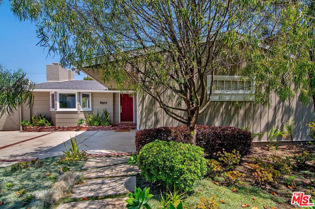 9611 Cresta Dr 3BR Beverlywood La