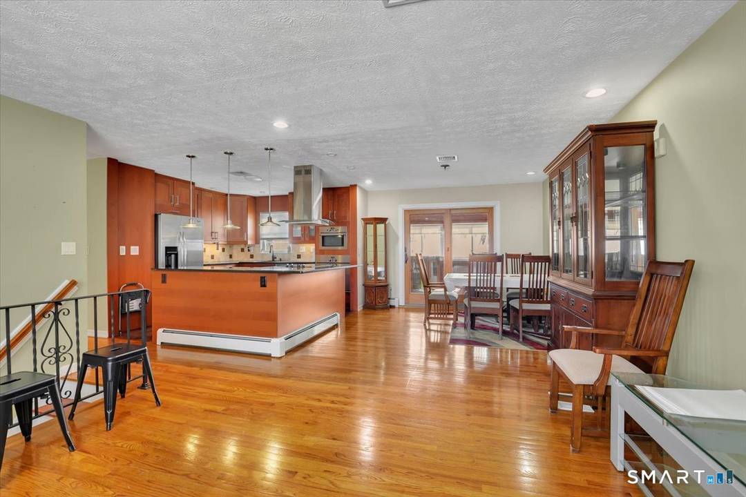Welcome to 68 Eagle Place, a charming raised ranch tucked away on a quiet residential street in the desirable West Shore section of West Haven.
