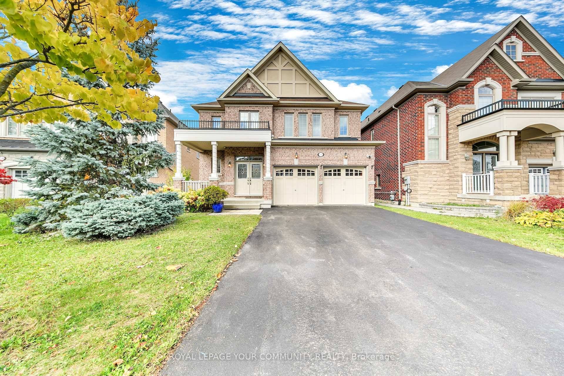 Welcome to this exquisite 2 story home located in the heart of Vaughan.