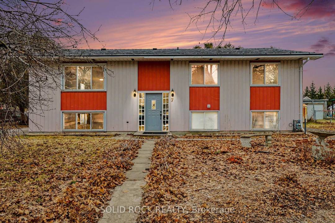 Welcome to this well maintained up down duplex offering exceptional flexibility for investors or homeowners looking to offset their mortgage with rental income.