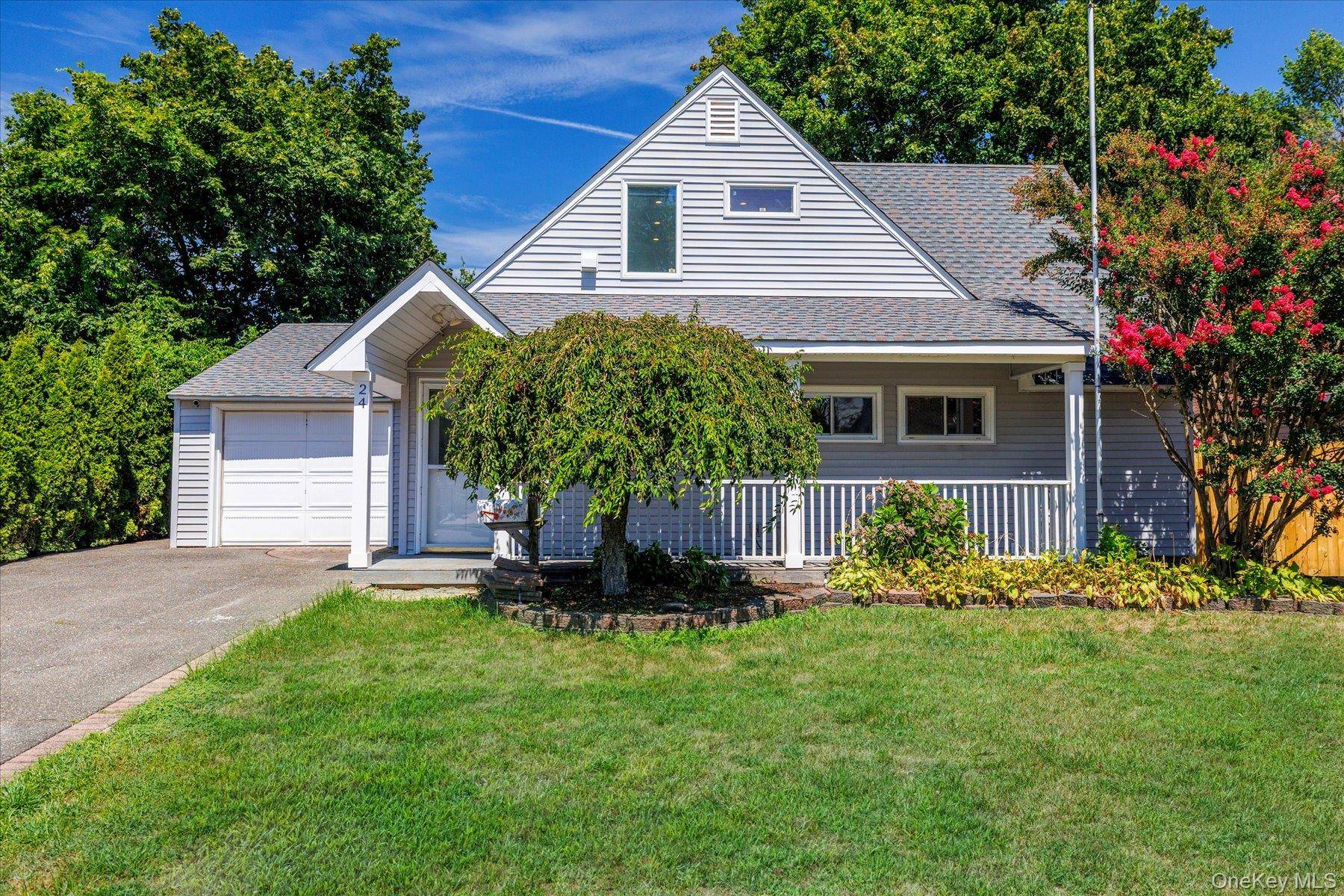 ! ! ! Pet Friendly Rental Home in Hicksville !