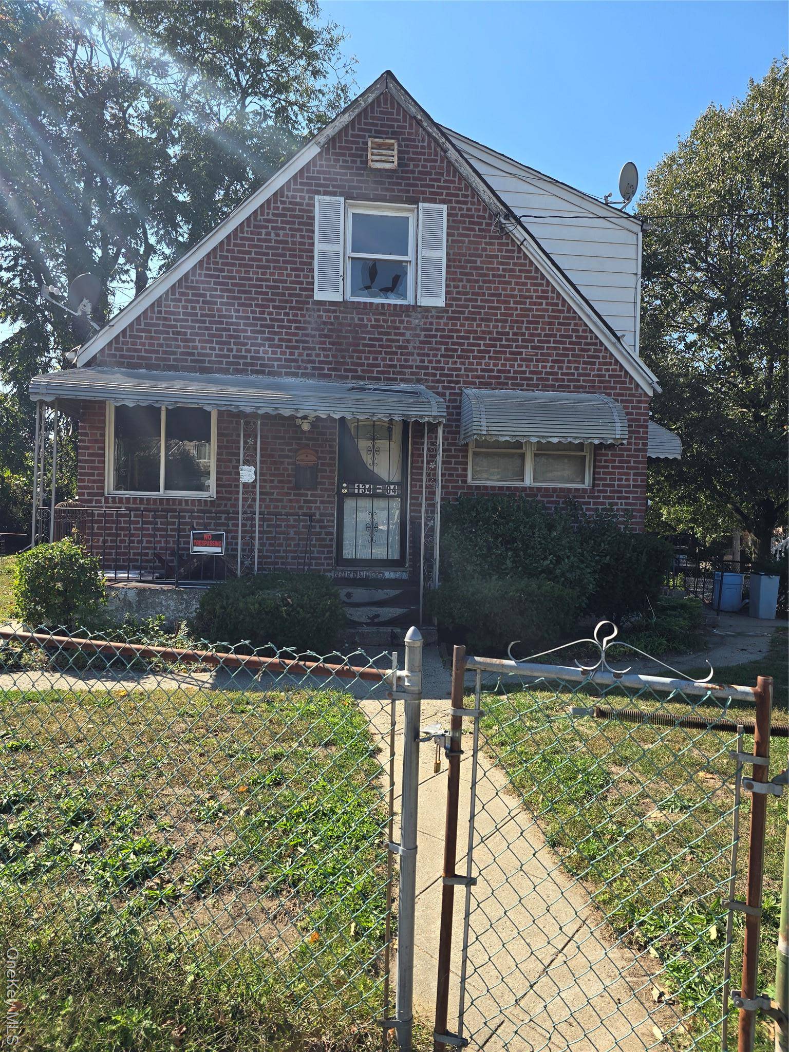 Welcome to 13404 Farmers Blvd.