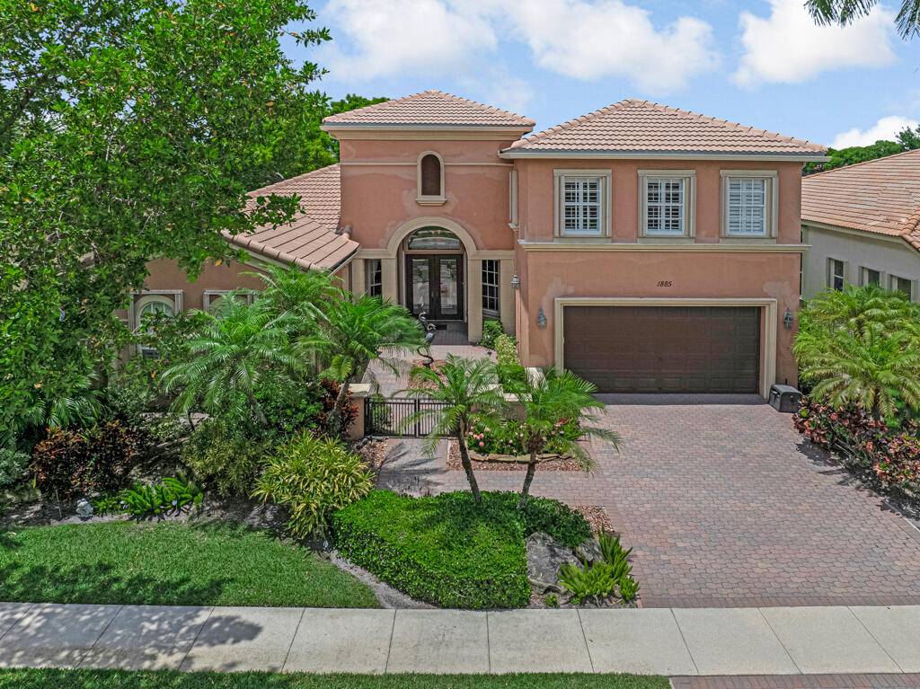 WOW this amazing 4 Bedroom 3.
