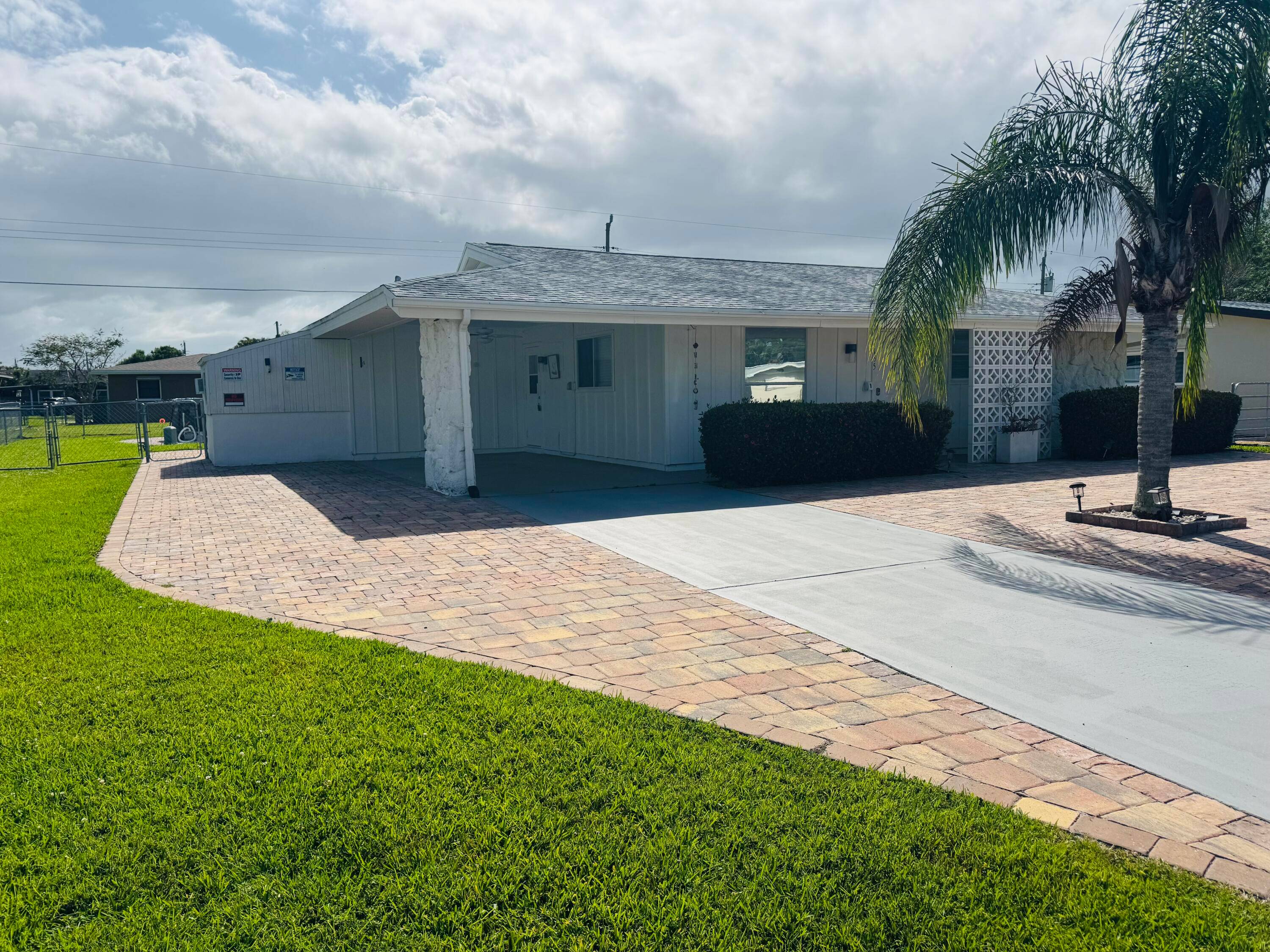 Charming home located in a prime central spot in Pt.