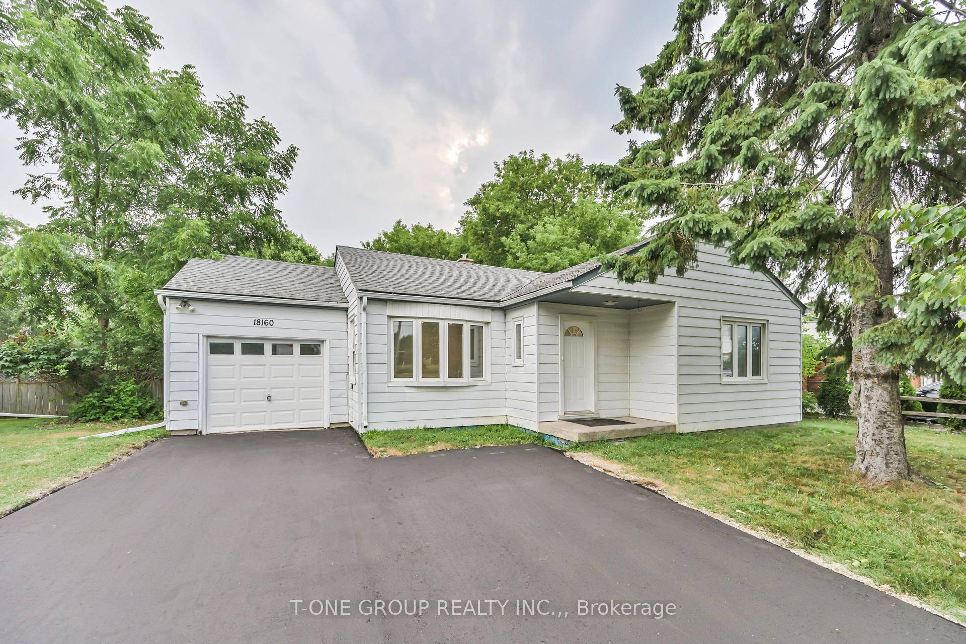 Extra Wide and Deep Flat Lot Back to onto Ravine, Mix Use Commercial Residential Zoning Brand New Paved 6 Car Parking Driveway Brand Interior New Renovation Vinyl Floor Throughout Brand ...