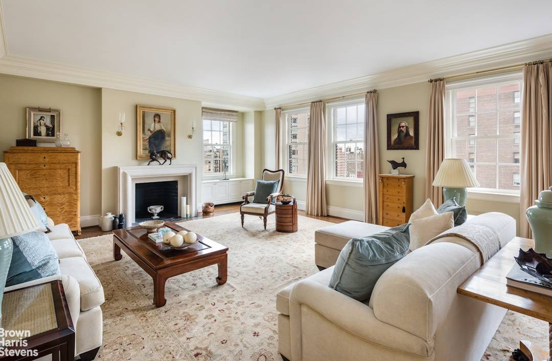 Renovated Candela Four Bedroom with Open Views Perfectly positioned on the 11th floor of one of Rosario Candela's most coveted Carnegie Hill cooperatives, this exceptional four bedroom, four and a ...