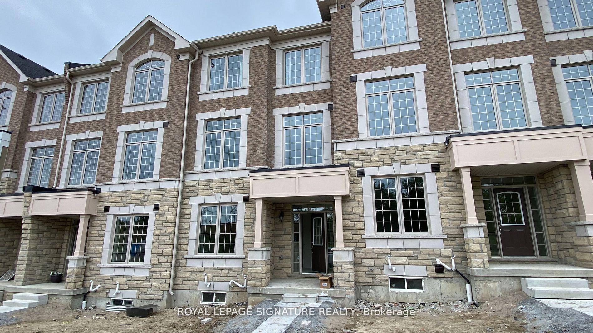 Spacious 3 Bedroom Townhouse.