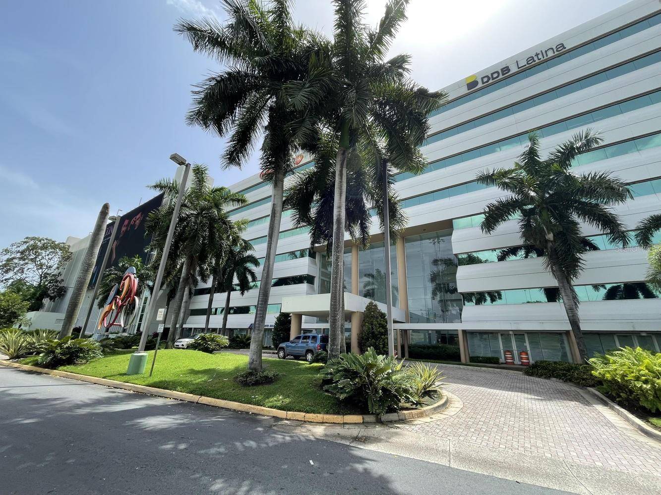 Beautifully appointed office space available at Centro Internacional de Mercadeo, Tower II, offering 1, 463 sq.
