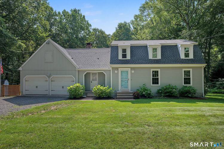 Nestled in the desirable shoreline town of Old Lyme, this charming 3 bedroom, 2.