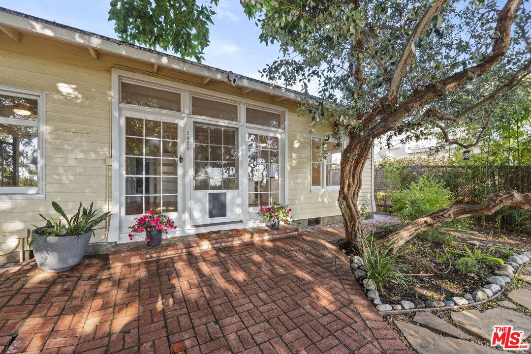 2429 Beverley Ave 3BR Santa Monica La