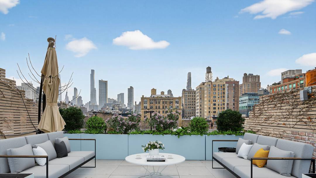 ALL OPEN HOUSES BY APPOINTMENT ONLY VIEW VIDEO FOR MORE INFORMATION This mint triplex offers a south facing living room with lovely open city views, a wood burning fireplace, exposed ...
