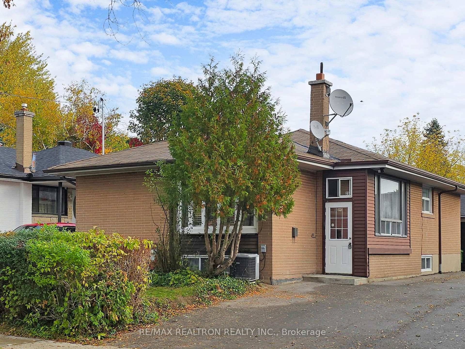 Welcome to this bright and beautifully renovated 3 bedroom bungalow in the heart of Scarborough, offering the perfect blend of comfort, style, and convenience.