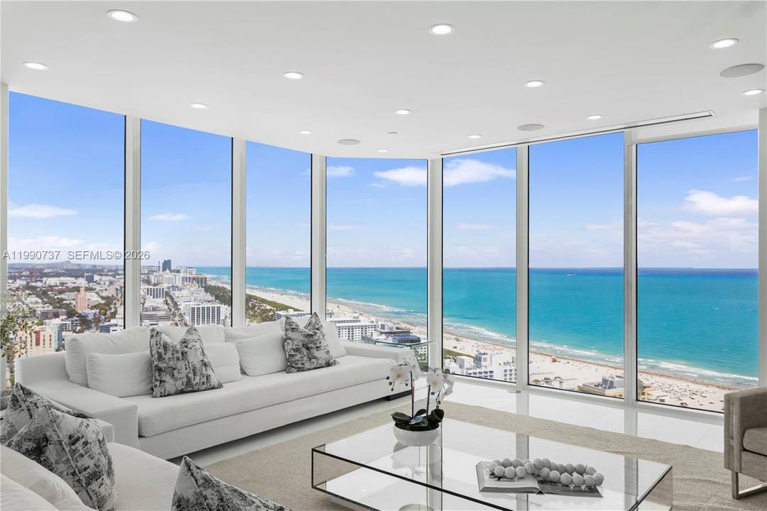 South Beach sky mansion commanding the entire private 34th floor, offering 4, 723 SF 5, 352 total of refined living with exceptional privacy and breathtaking 270 panoramic views.