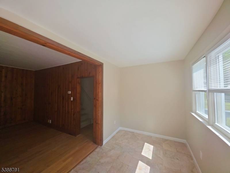 Don ? t miss this Mount Arlington gem !
