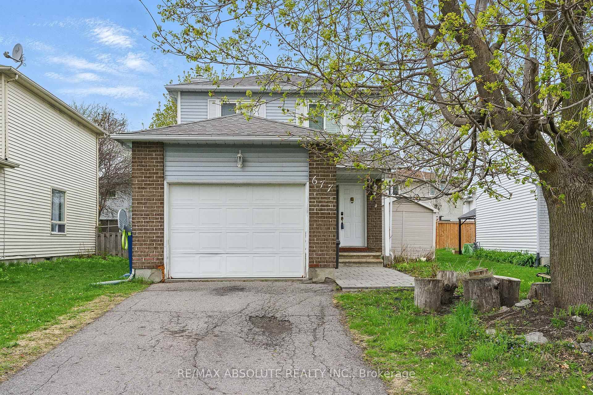This single family home boasts great bones, making it an ideal choice for families or investors.