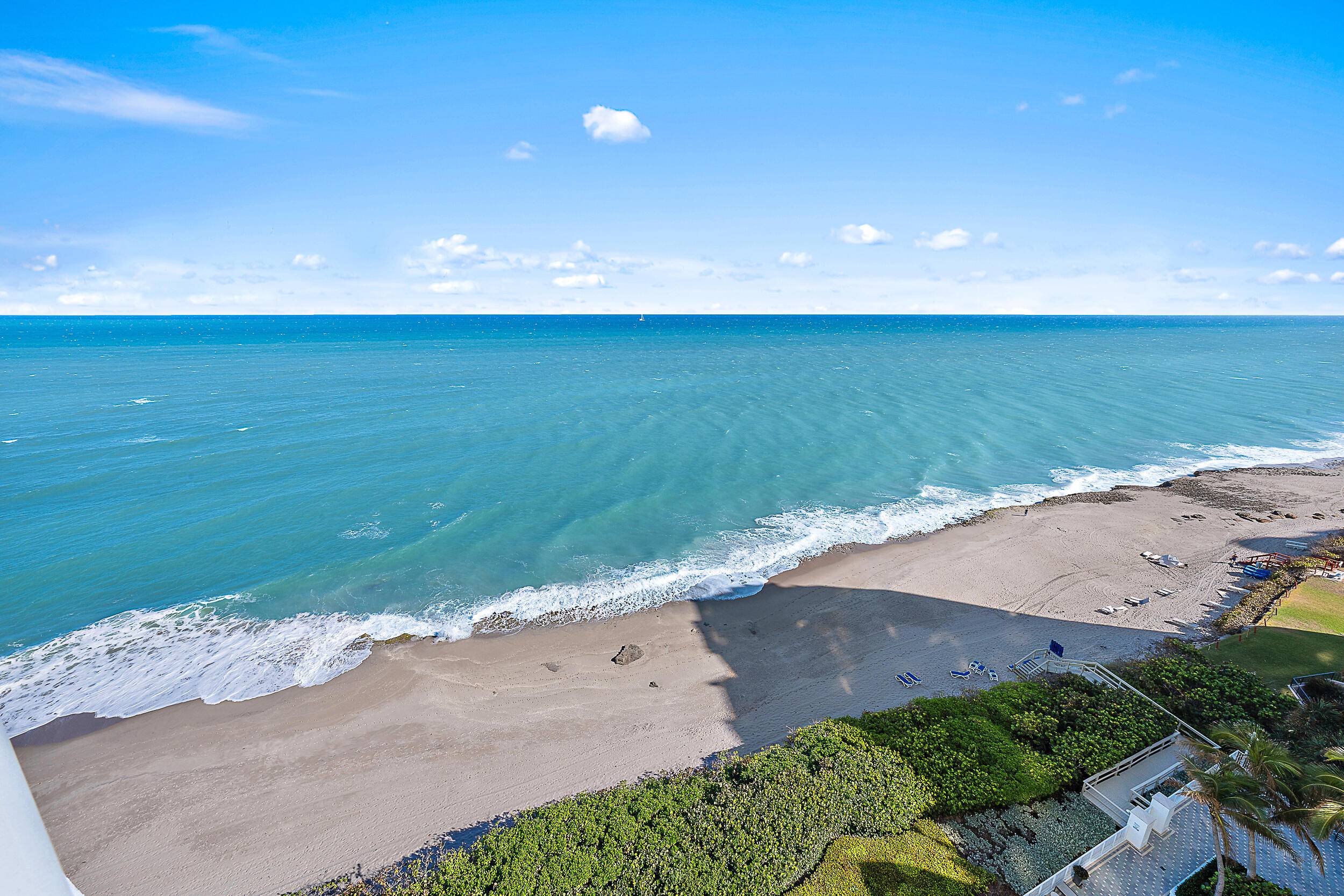 Direct Oceanfront 3 bedroom and 3.
