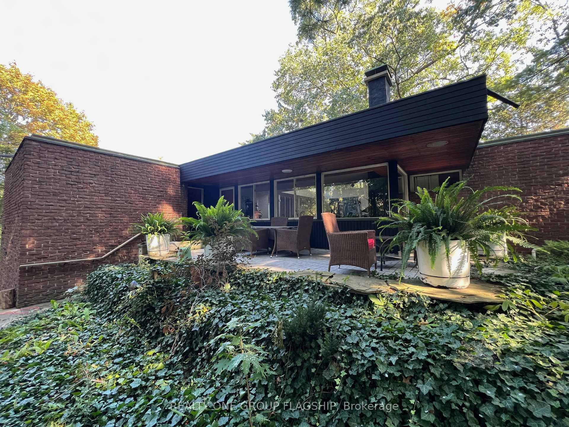 This mid century modern masterpiece boasts an abundance of character with its clerestory windows that flood the interior with natural light.