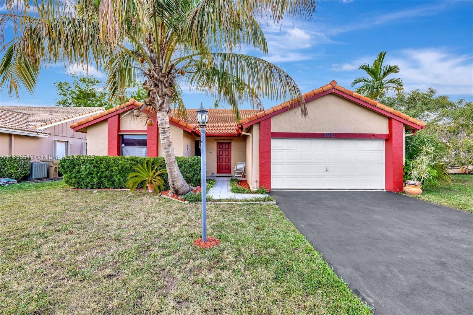 Stunning 1 story, 3 bed 2 bath in sought after Hawkes Bluff Ivanhoe !