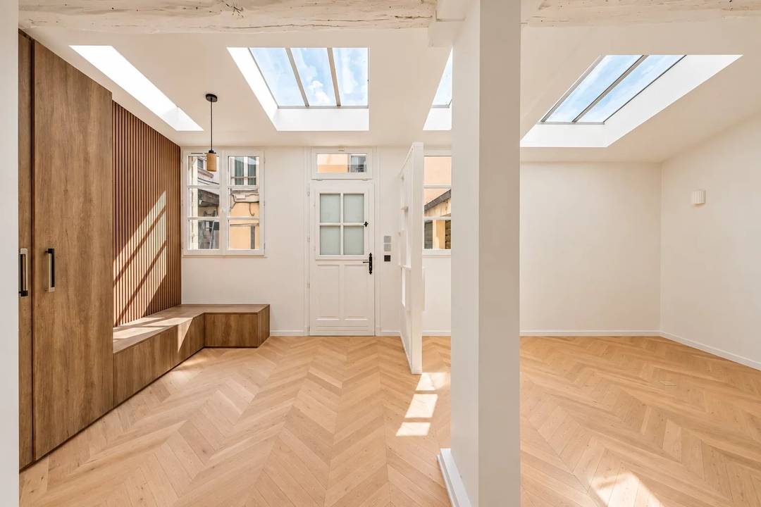 VERSAILLES MONTBAURON – FAMILY TRIPLEX, THE SPIRIT OF A TOWNHOUSE