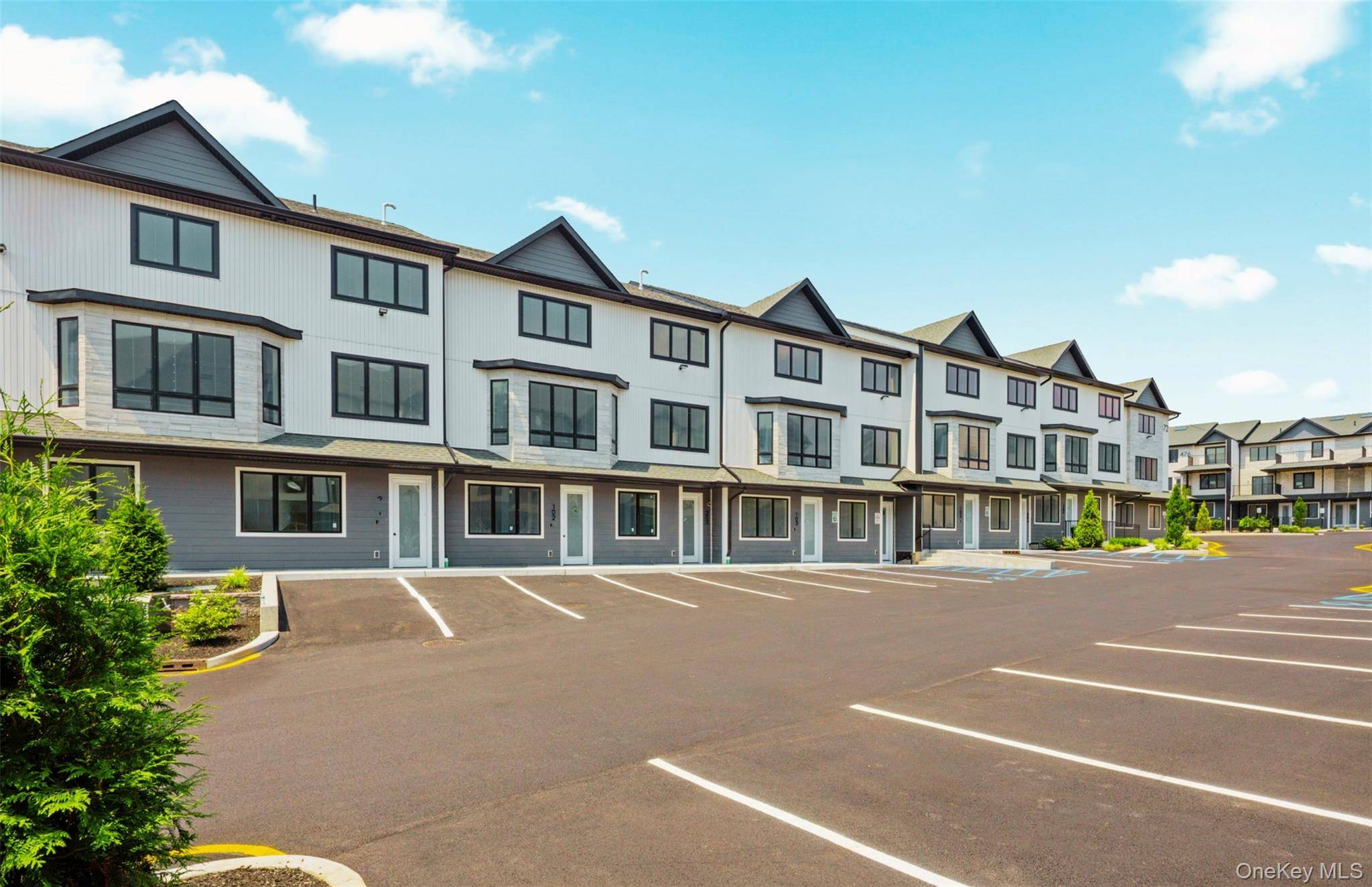 Introducing a brand new luxury residence in the prestigious West Gate Development, masterfully built by the renowned Trodale Developers.