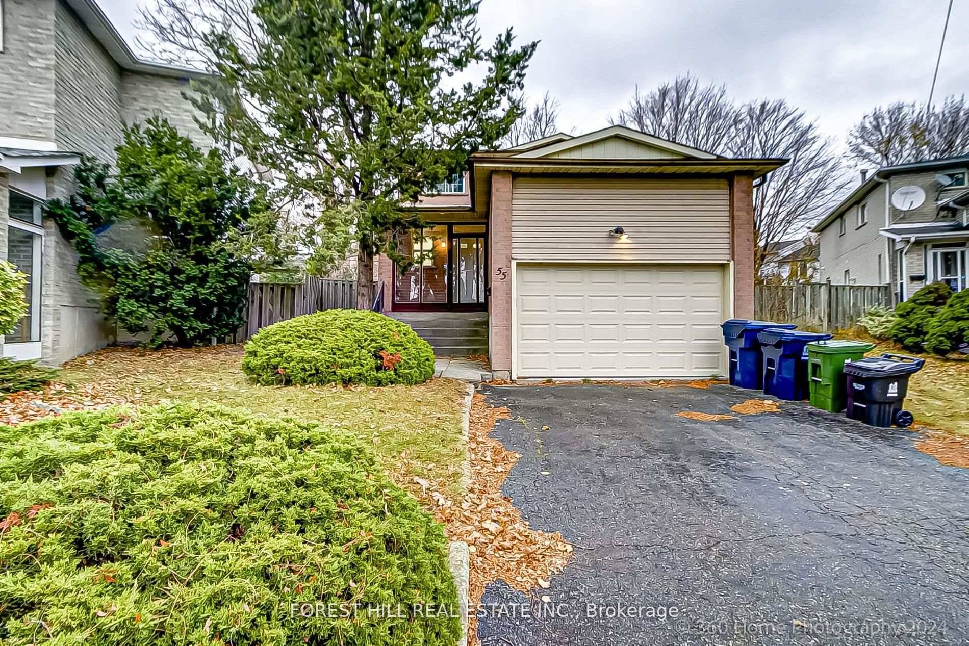 Excellent 3 bedroom link 2 storey home, renovated, located close to transit, schools, shopping and highway 401, EXTRAS Freshly painted, Laminate floors, Renovated bath rooms, 5 brand new appliances new ...