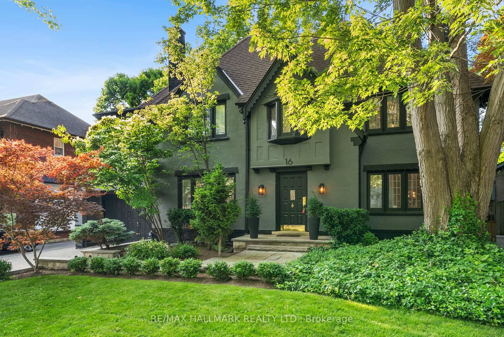 Elegance on a Rare 60 Foot Lot in Forest Hill South Ideally positioned on a premium 60 foot frontage in one of Toronto's most prestigious neighborhoods, this renovated residence blends ...