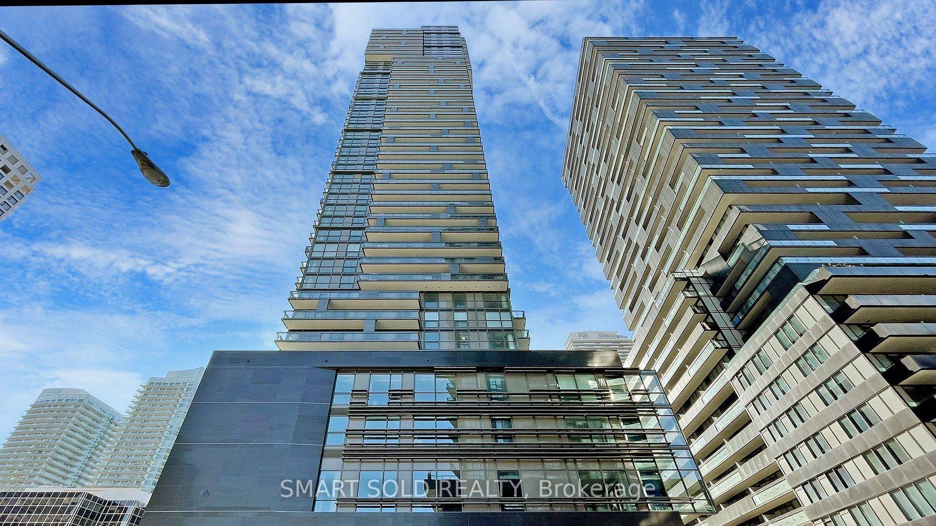 Rarely Offered 3 Bedroom Unit In Heart Of Midtown.