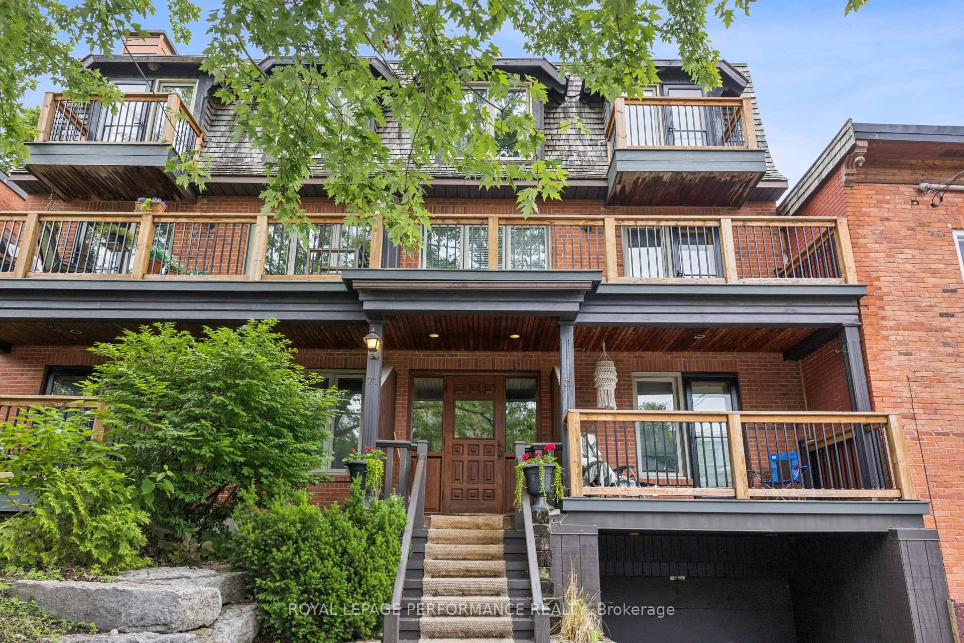 Spacious, bright, and perfectly located, this 3 bedroom, 2 bath condo in the heart of Sandy Hill offers comfortable living just a short 7 minute walk from the University of ...