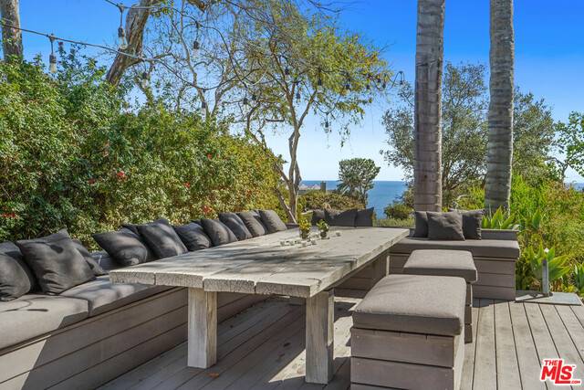 28036   Sea Lane Dr Malibu LA