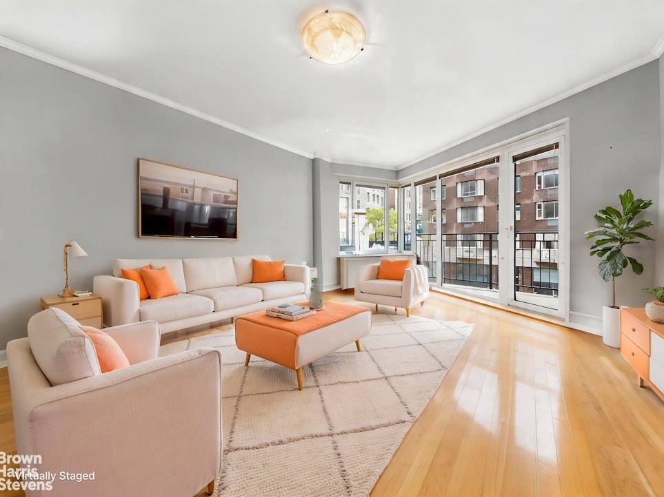 Sun drenched and serenely positioned, this exceptional south facing residence at 60 Sutton Place South is a rare offering in one of Manhattan's most coveted white glove addresses.