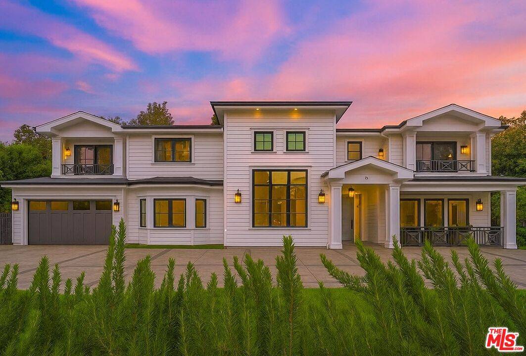 126 N Canyon View Dr 5BR Brentwood La
