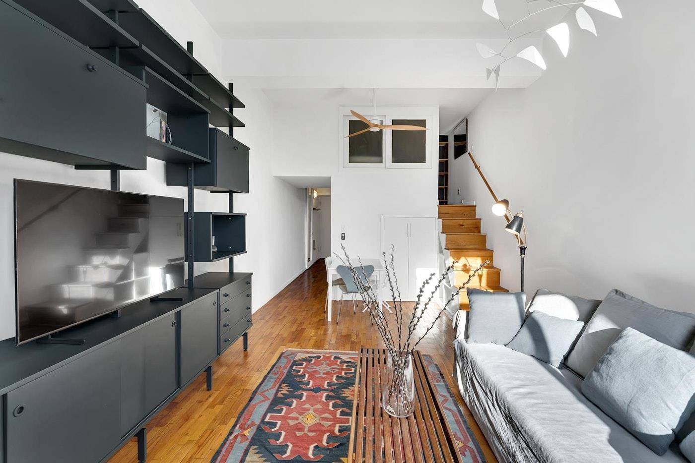 Fully Furnished. Cable, Internet and heat included in rent.