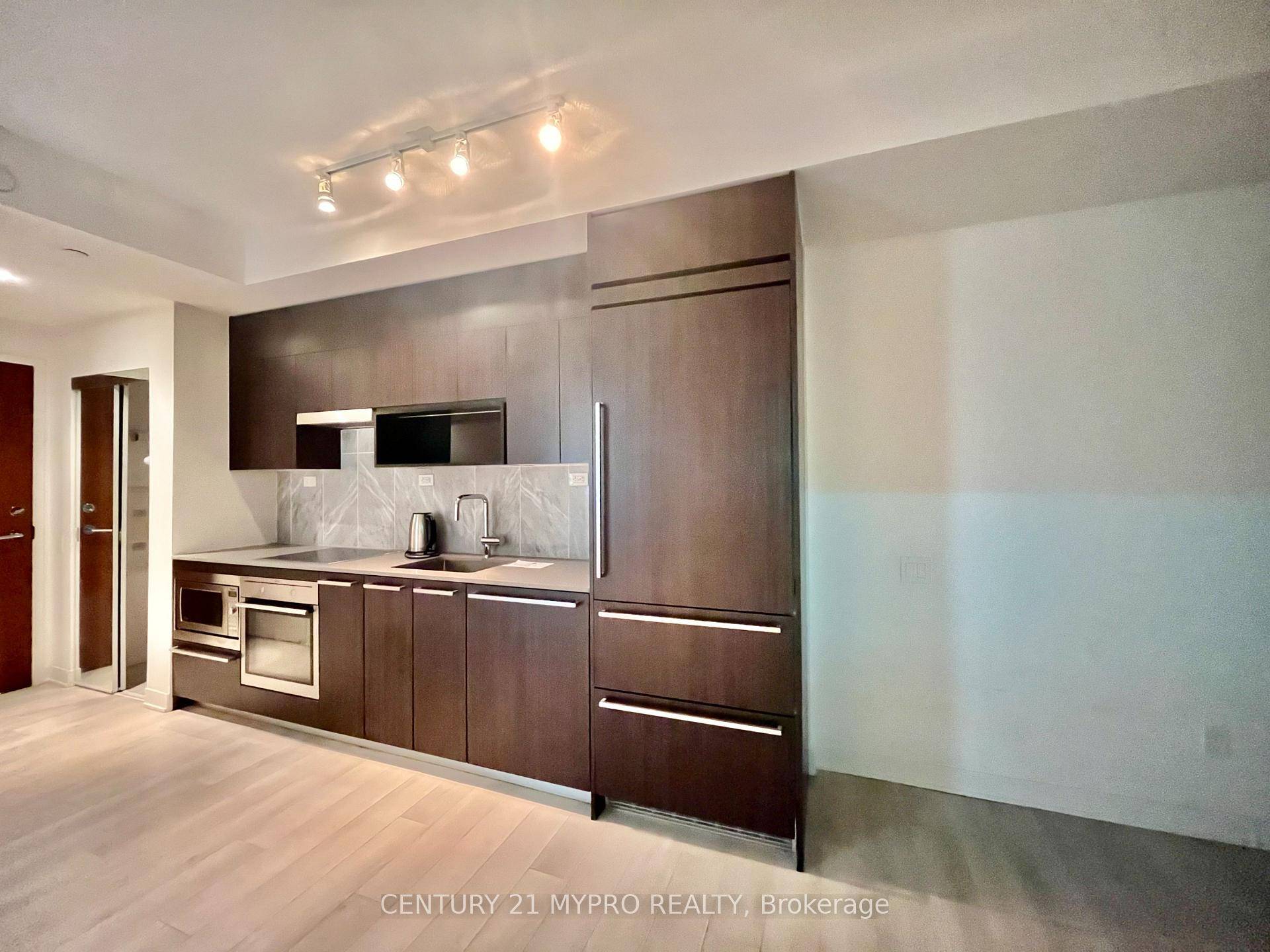 Rarely Offered 3 Bedroom 2 Full Bath Units, Well Mantained, Southern exposure ensures ample natural light throughout the rooms.