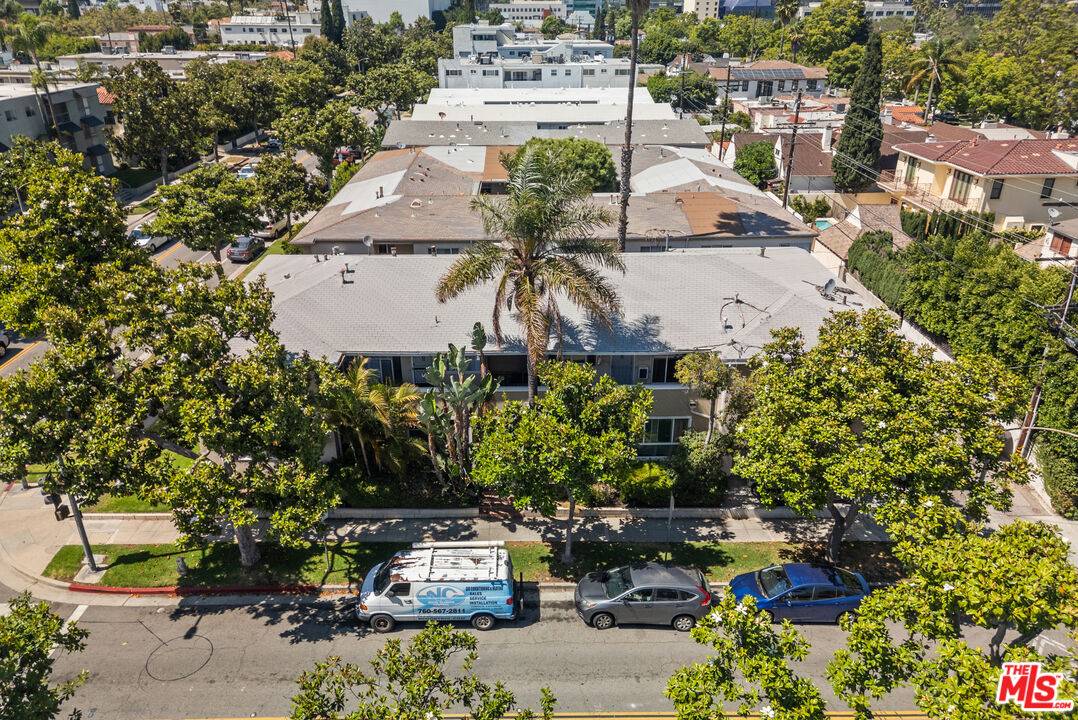 272  S Doheny Dr 12BR Beverly Grove La